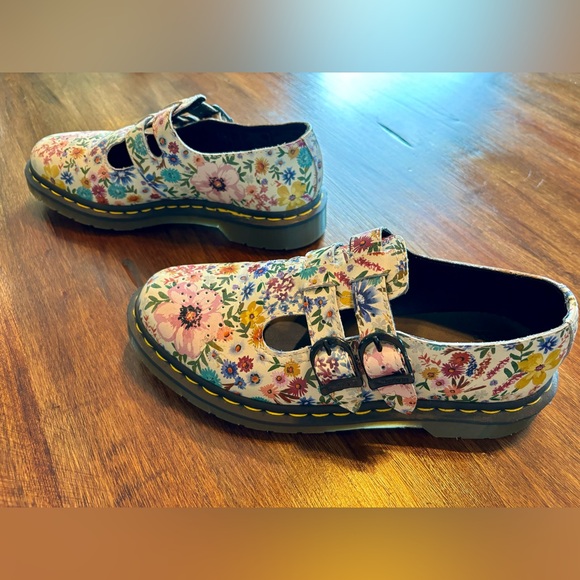Dr. Martens 8065 Wanderlust Double strap Floral Mary Janes - Picture 3 of 16